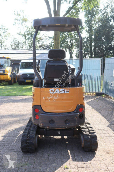 جرافة Case CX17C