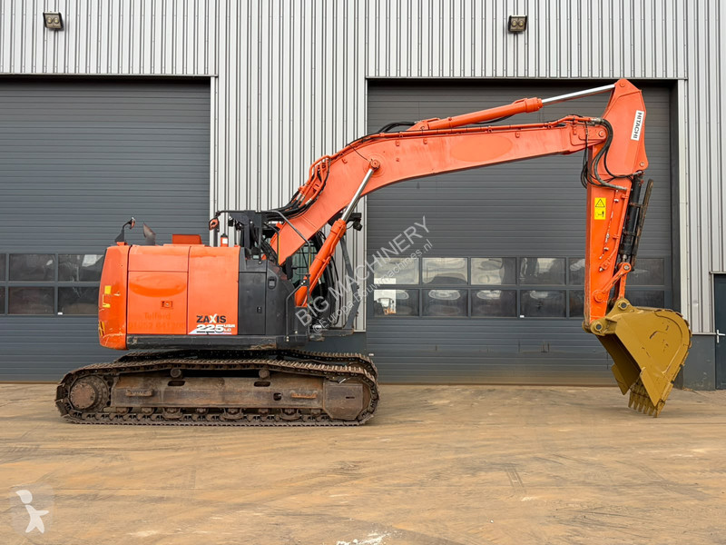 Rýpadlo Hitachi 5LC