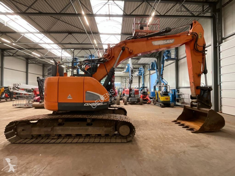 جرافة Doosan LCR5