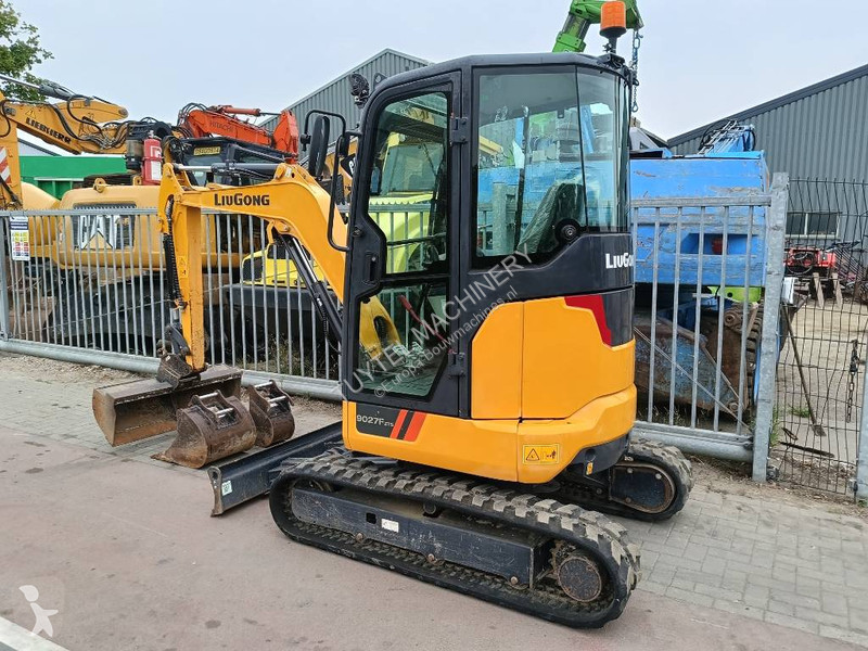 Pelle LiuGong 9027 FZTS 2,7 ton rups...