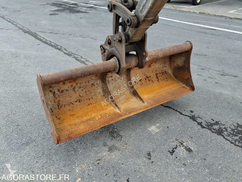Excavator Volvo ECR25D