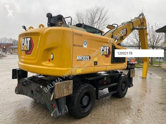 Lopatový nakládač Caterpillar MH 3022 MIETE /...