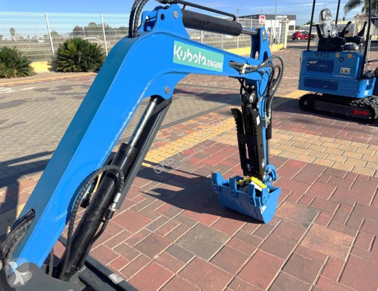 جرافة Kubota Machpro MP 18