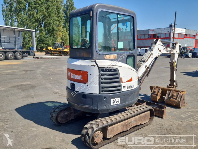 Rýpadlo Bobcat E25