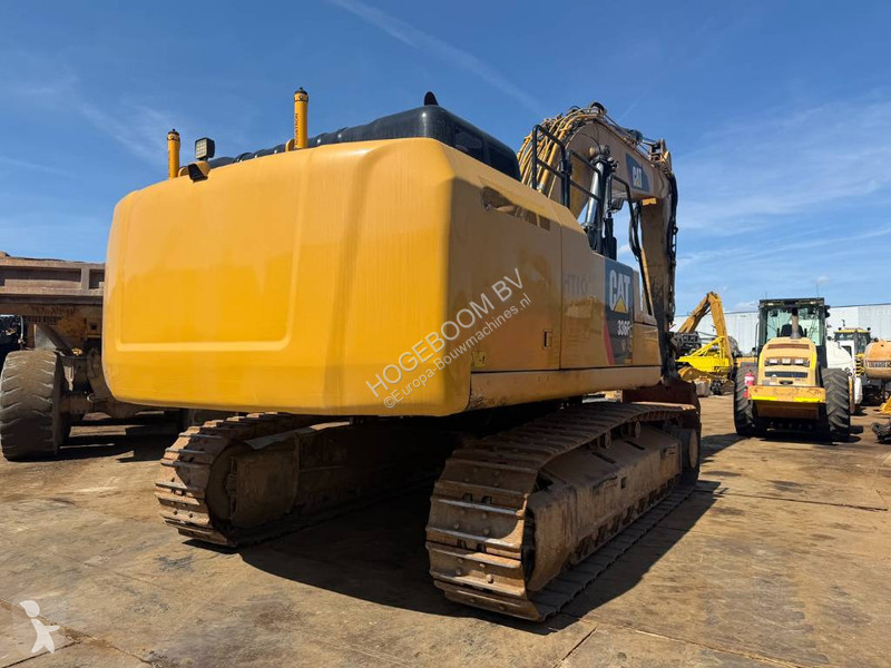 جرافة Caterpillar F L