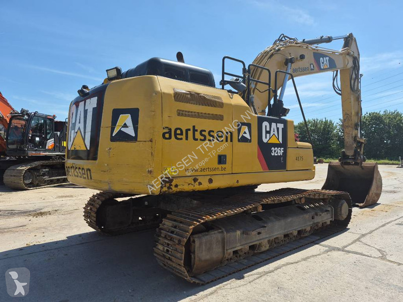 جرافة Caterpillar FL