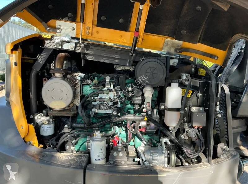 Rýpadlo Volvo ECR88