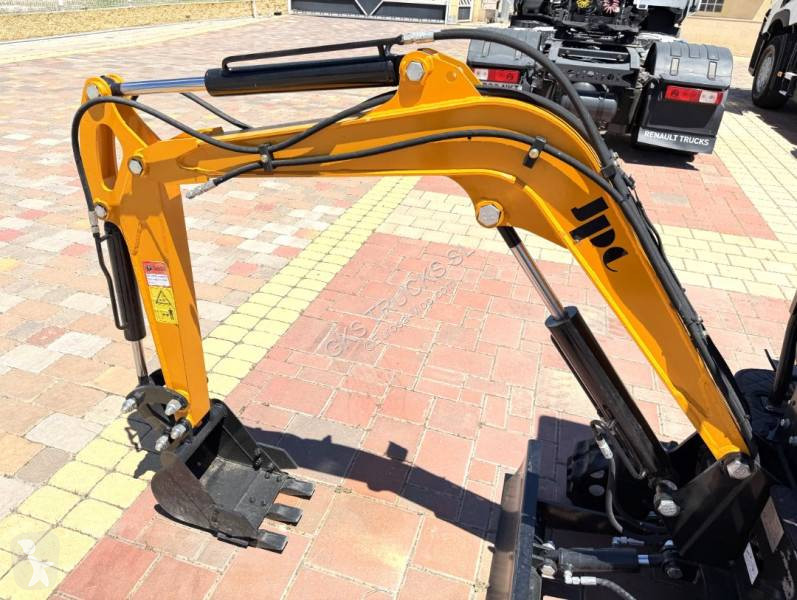 Lopatový nakládač JPC HT12