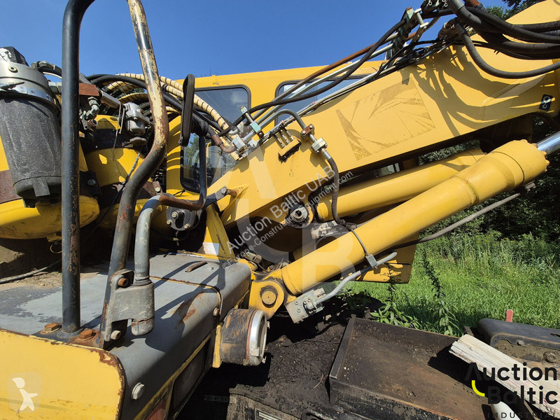 جرافة Liebherr ZW