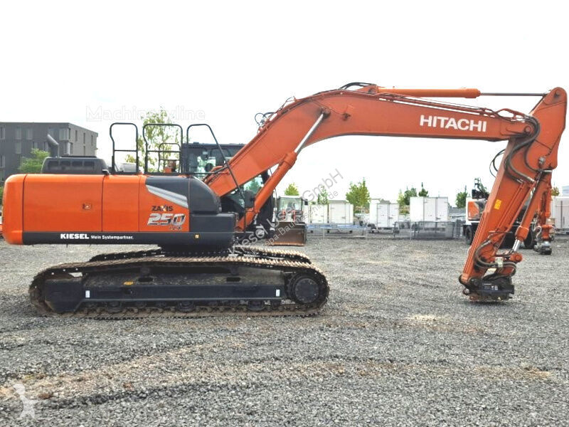 Rýpadlo Hitachi 7