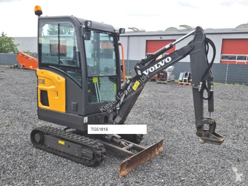 جرافة Volvo EC18E