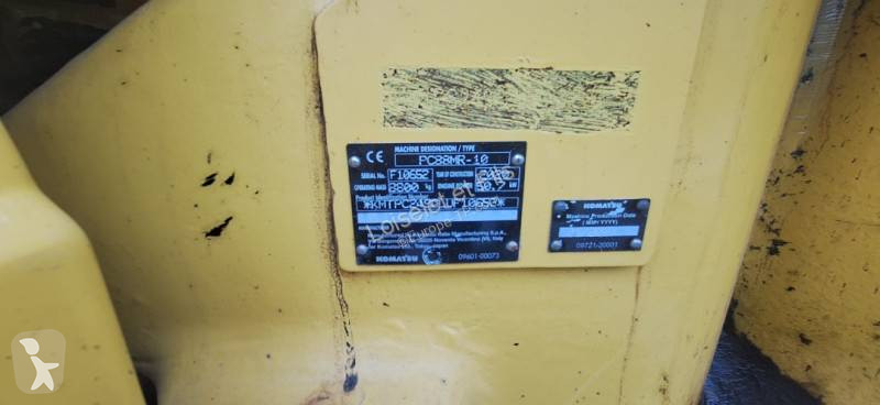 جرافة Komatsu PC88MR-10