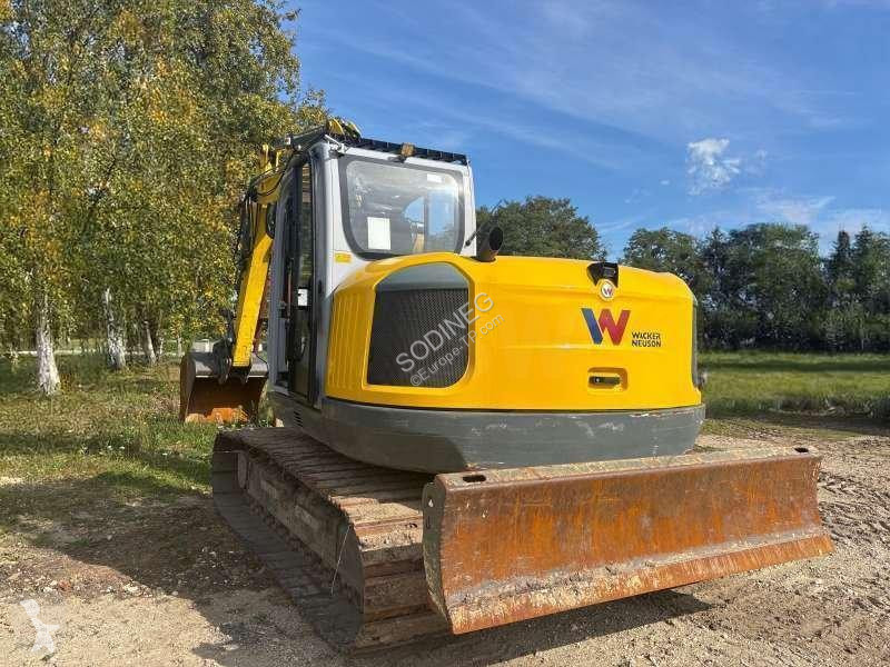 جرافة Wacker Neuson
