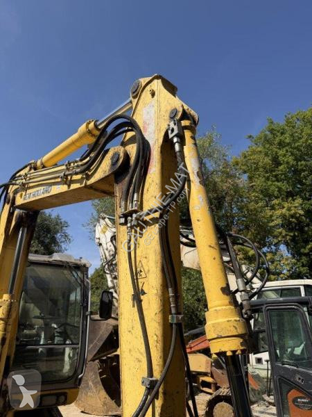 Lopatový nakládač New Holland 26