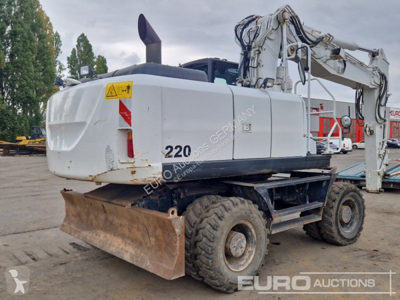 Pelle Hitachi ZX220W-5
