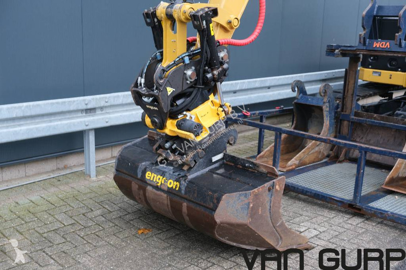 Skovl Caterpillar 308 | Engcon | 2022 | 1035h