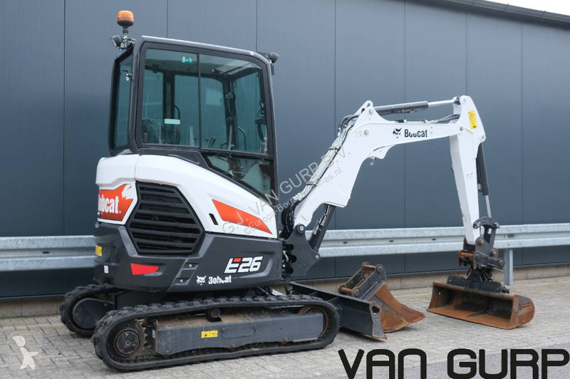 Lopatový nakládač Bobcat E 26 | 2024 | 728h |...