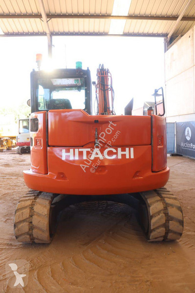 Lopatový nakládač Hitachi Zaxis B-6