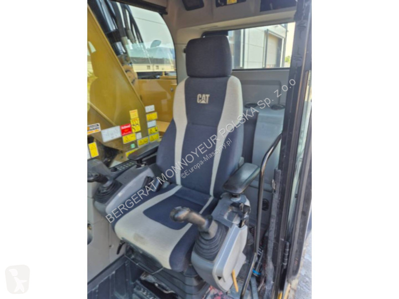 Lopatový nakládač Caterpillar 325FLCR