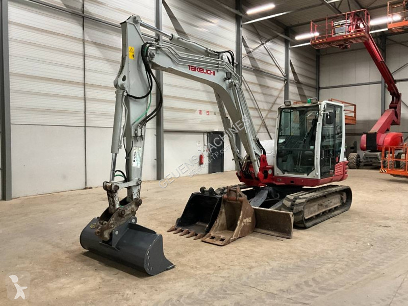 Экскаватор Takeuchi