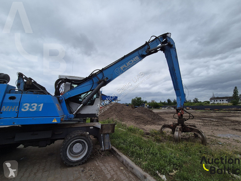Excavator Terex