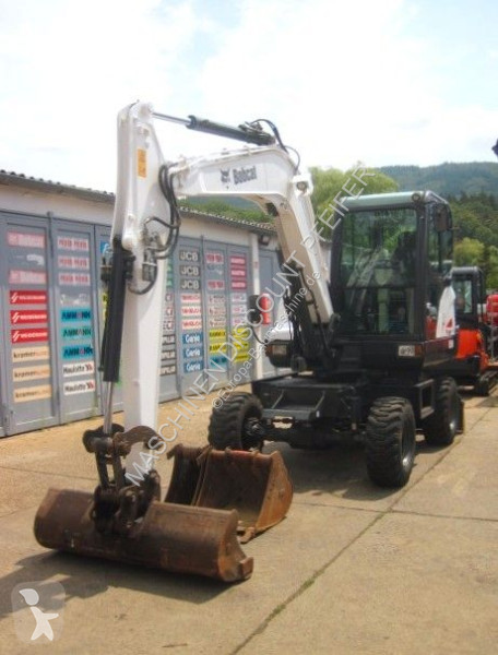 Экскаватор Bobcat E 55 W EA * 3x Löffel *