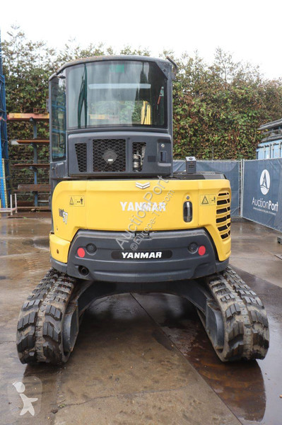 جرافة Yanmar ViO57-6B