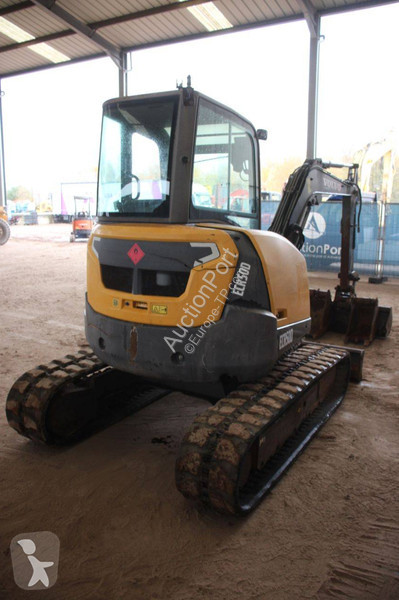 Excavadora Volvo ECR50D