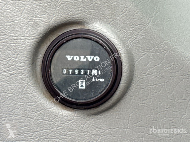Pelle Volvo  EC220EL