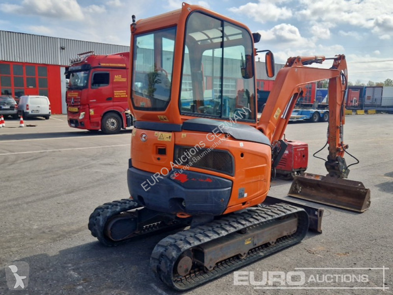 Багер Kubota U274