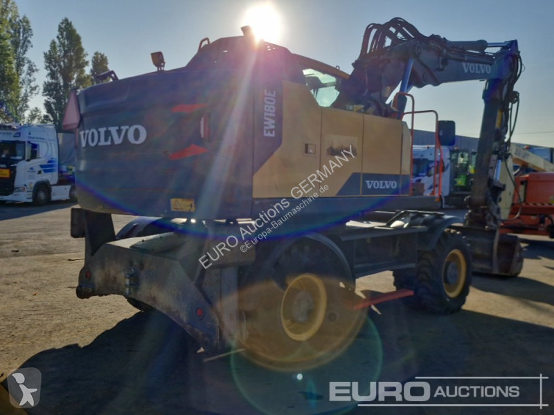 Pelle Volvo E