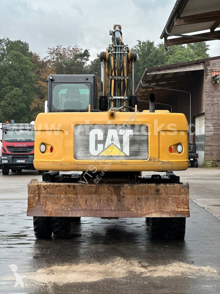 Caterpillar D 4x4 inkl. Löffel 2011 129kW ink....