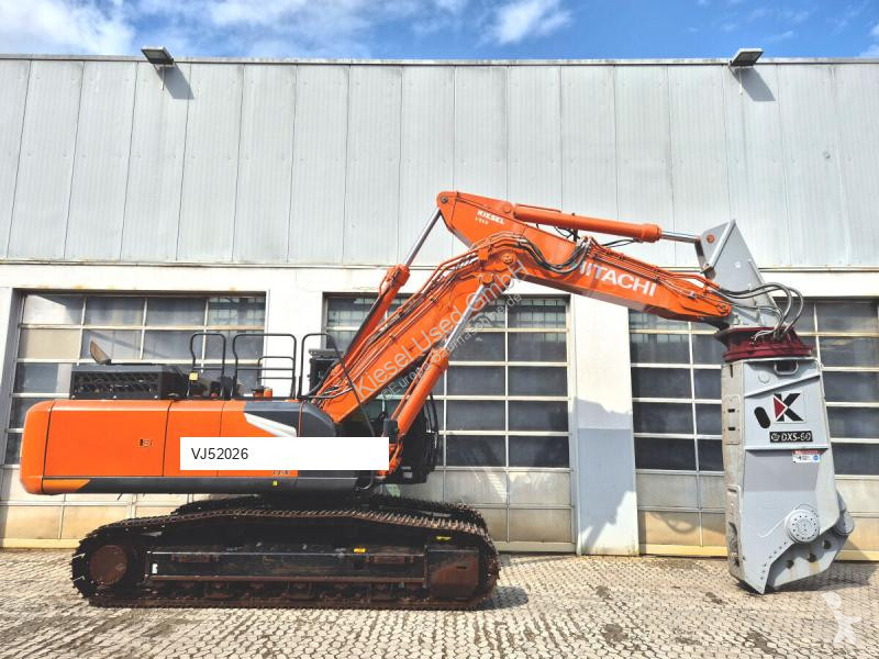 Pelle Hitachi 7 + Demarec DXS-60