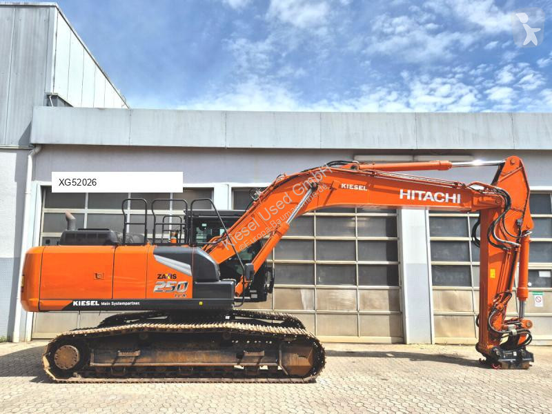 Pelle Hitachi 7