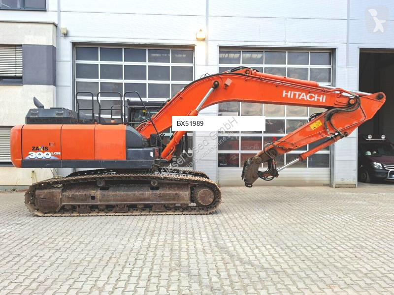 Багер Hitachi