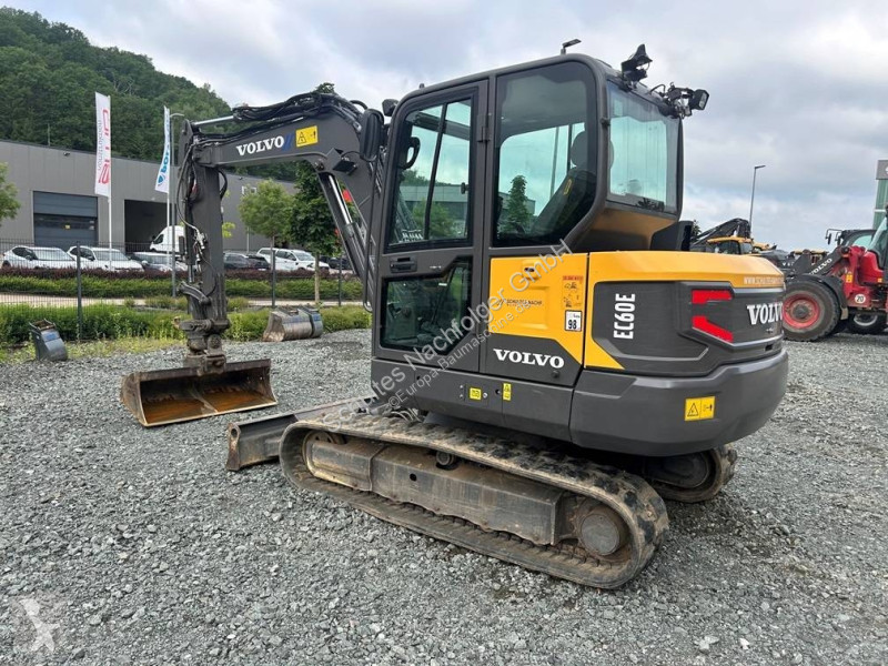 Багер Volvo EC 60 E