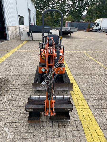 Багер Hitachi ZX 10 U-6
