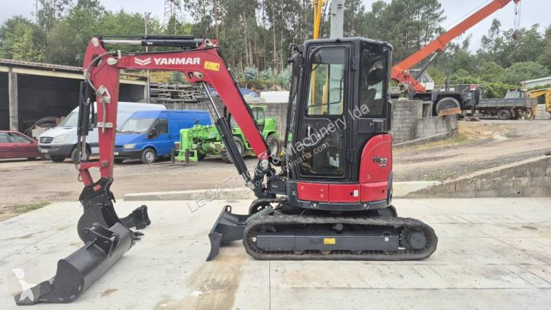 Багер Yanmar Vio33-6
