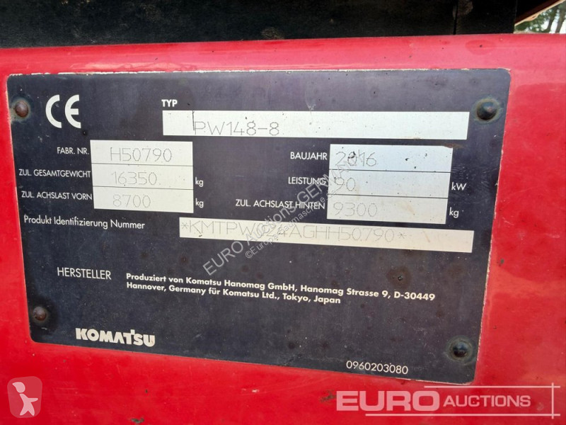 Багер Komatsu PW148-8