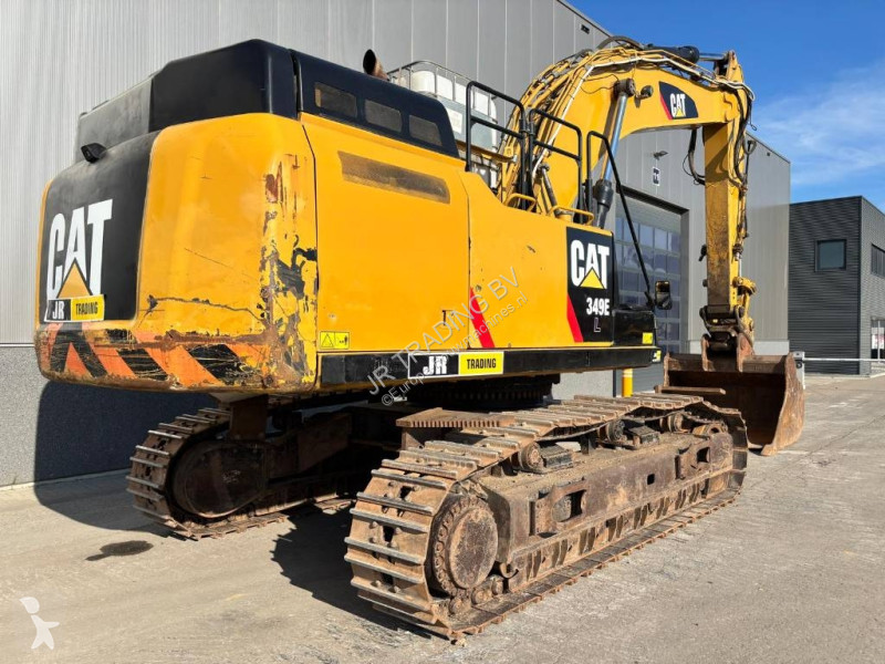 Багер Caterpillar