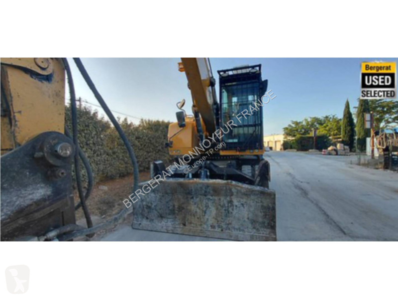Graafmachine Caterpillar MH3022-1