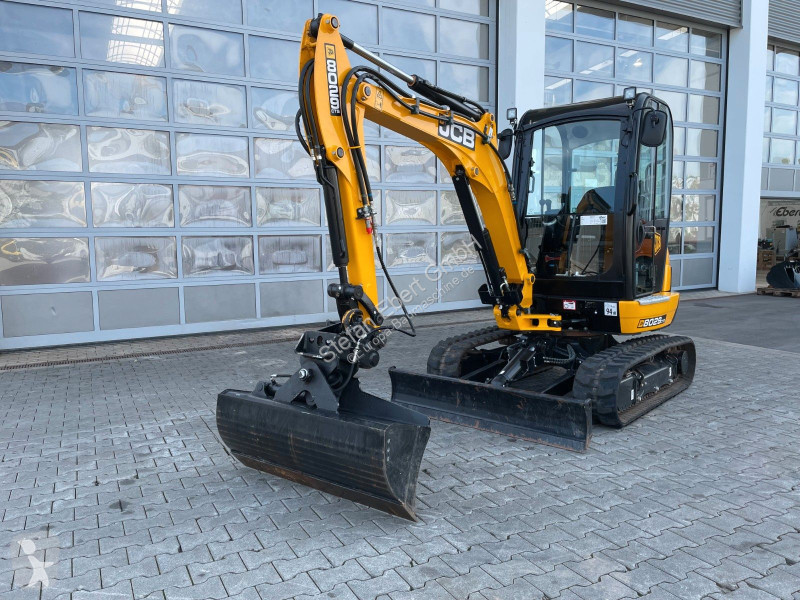 Excavadora JCB 9 CT / 151h / 2023 / Inkl....