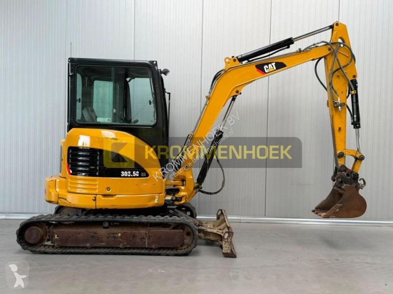 Graafmachine Caterpillar 3035 CR