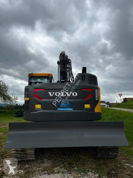 Excavadora Volvo