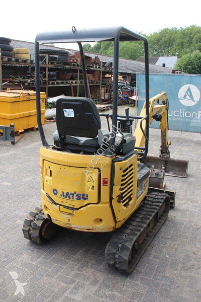 Екскаватор Komatsu PC16R-3HS