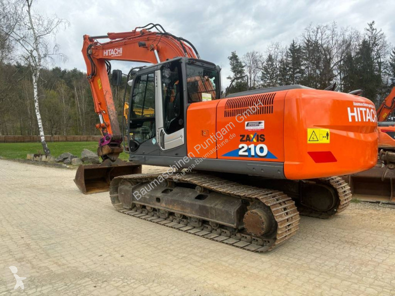 Екскаватор Hitachi 2103