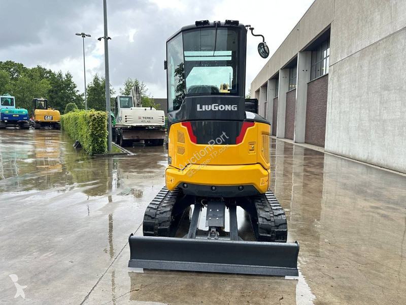 Escavadora LiuGong 9027 FZTS