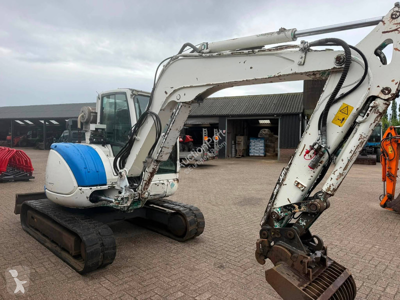 IHI 65VX2 excavator