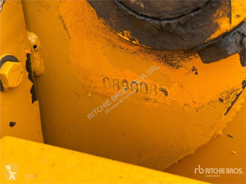 Екскаватор JCB