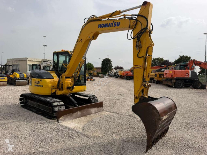 Екскаватор Komatsu 88MR6
